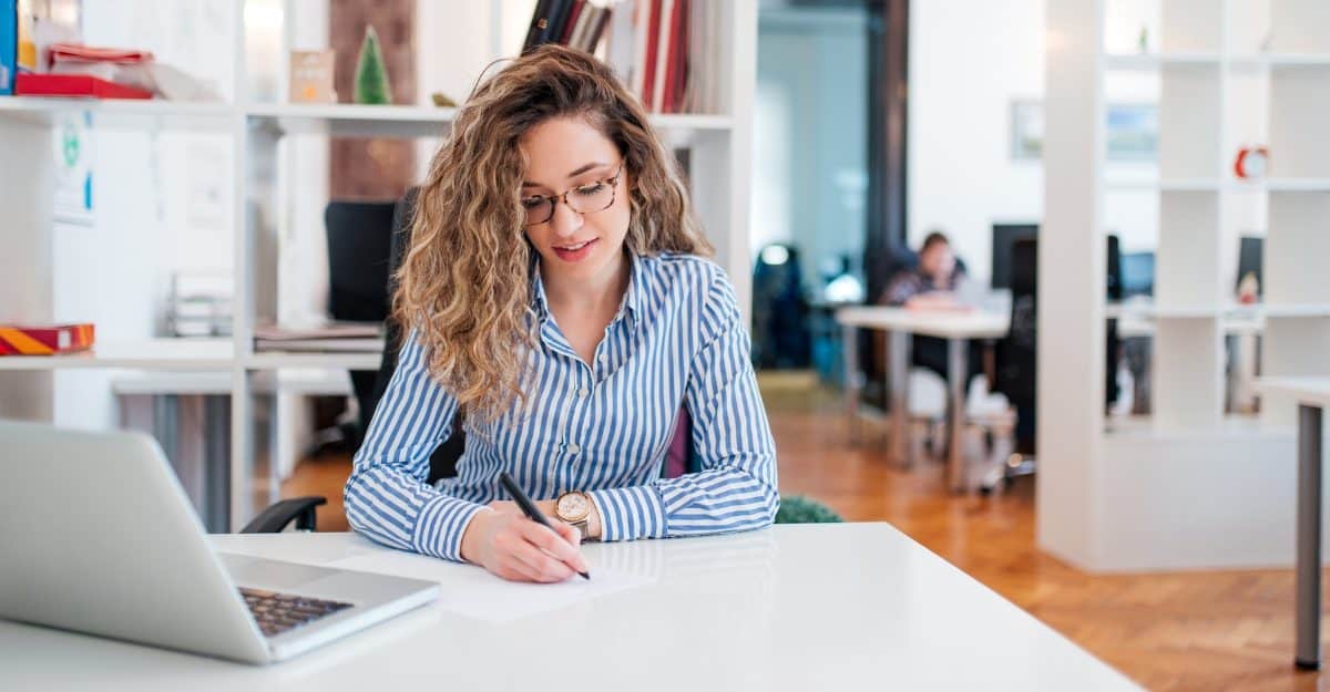 Curso de Auxiliar Administrativo totalmente online: saiba mais