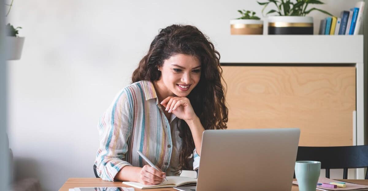 Impulsione sua carreira com esses cursos online gratuitos